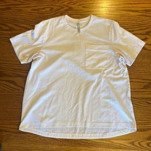 ATHLETA. Oversized White Shirt. Great Condition. Size L